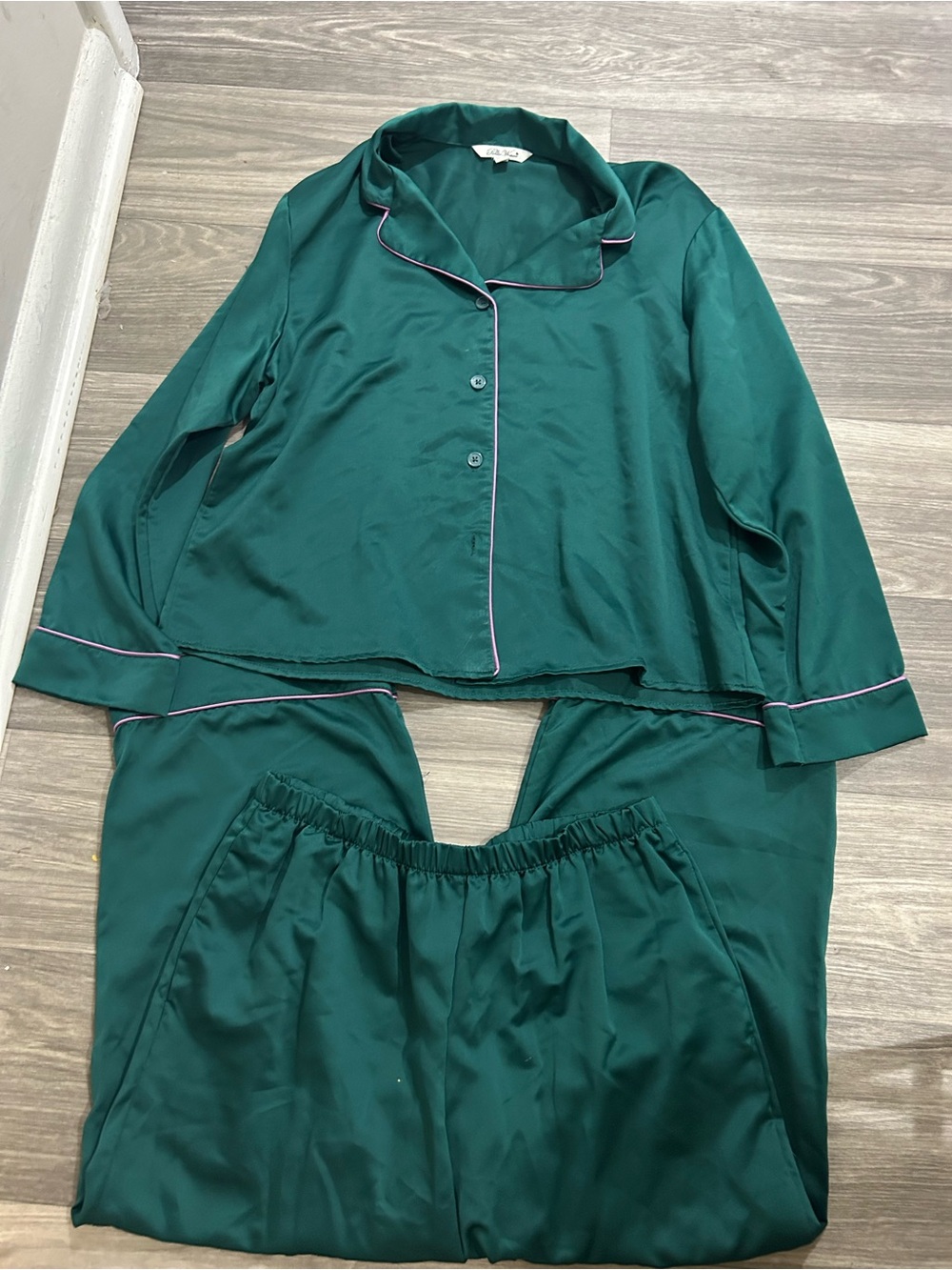 The Pioneer Woman Teal Satin Pajama Set with Contrast Trim